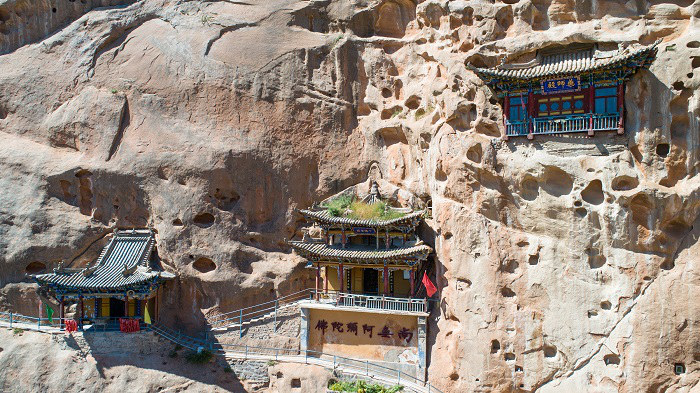 Gansu: iniziato restauro delle grotte antiche