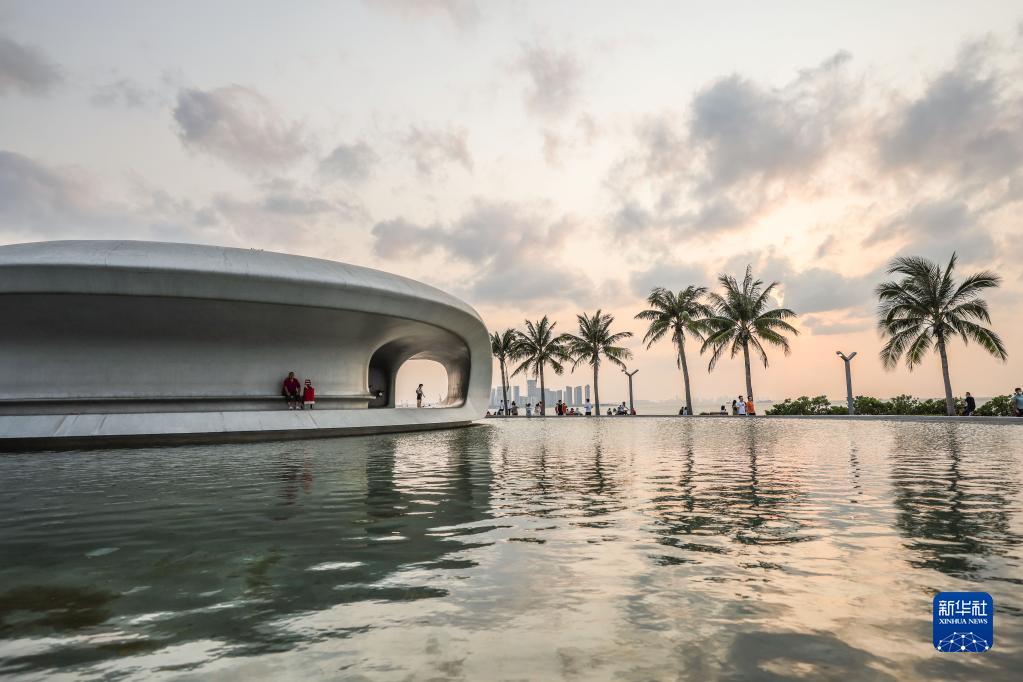 Biblioteca Yundong di Haikou, dove la bellezza incontra il profumo dei libri