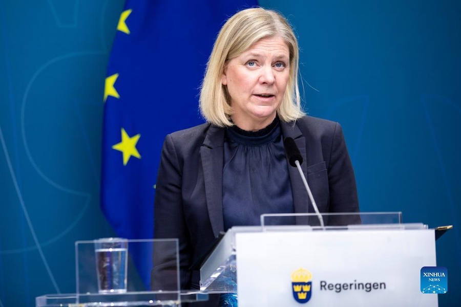 Svezia e Finlandia presentano le loro candidature alla NATO