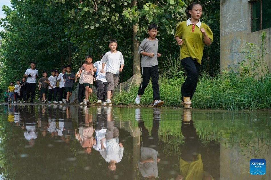 Jiangsu: corso di arti marziali aperto per bambini
