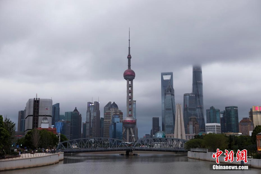 Shanghai: temporaneamente chiusa l'illuminazione del paesaggio di Shanghai a causa dell'imminente Hinnamnor