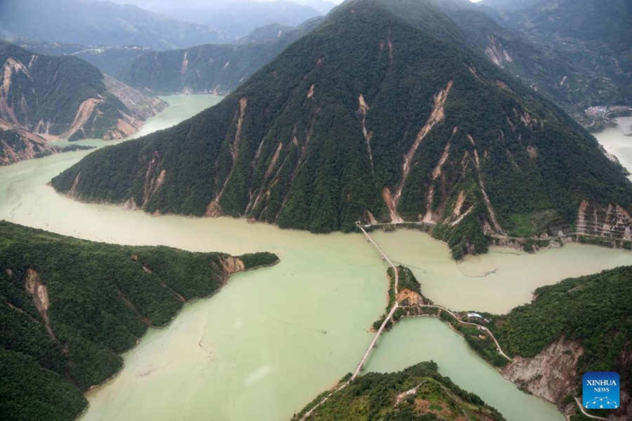 I siti di frana vicino al villaggio di Xingfu nella contea di Shimian, nella provincia sudoccidentale del Sichuan. (7 settembre 2022-Xinhua/Cai Yang)
