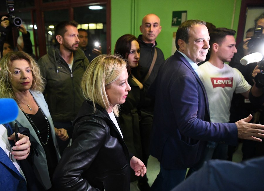 Il nuovo governo italiano dovrà procedere con molta cautela, prevedono gli esperti
