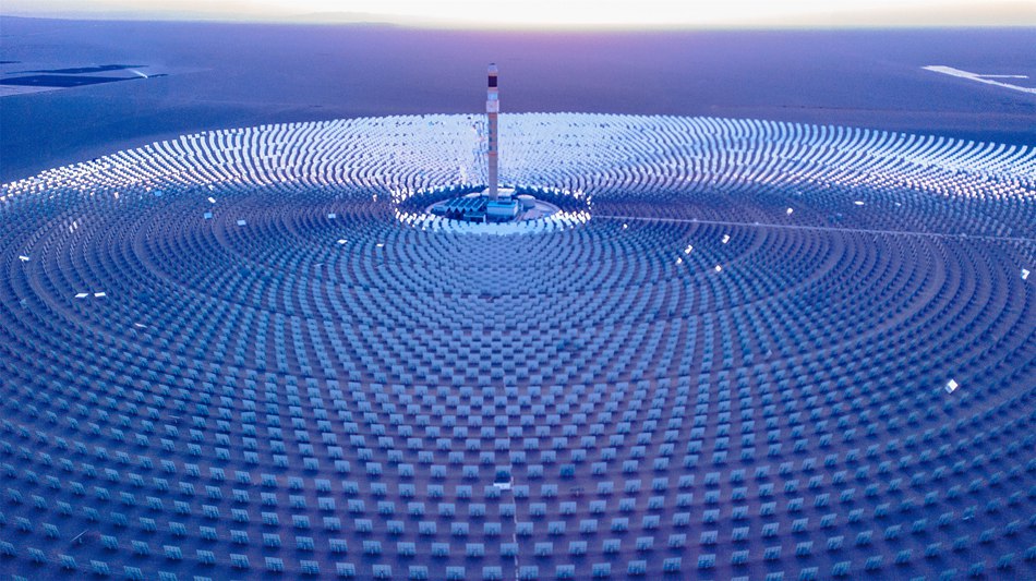 Dunhuang, Gansu: il parco industriale fotoelettrico produce nuova energia