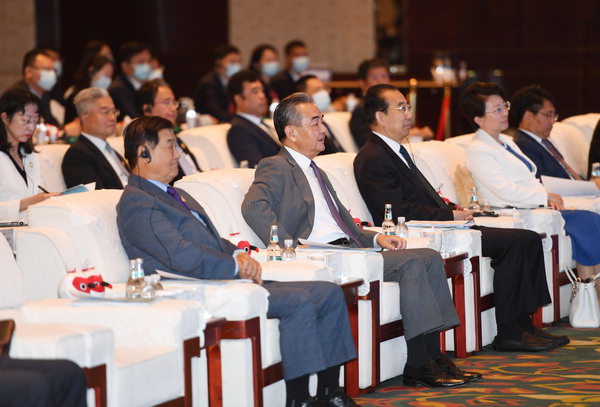 Cina, Giappone e Corea del Sud dovrebbero rilanciare gli sforzi di cooperazione