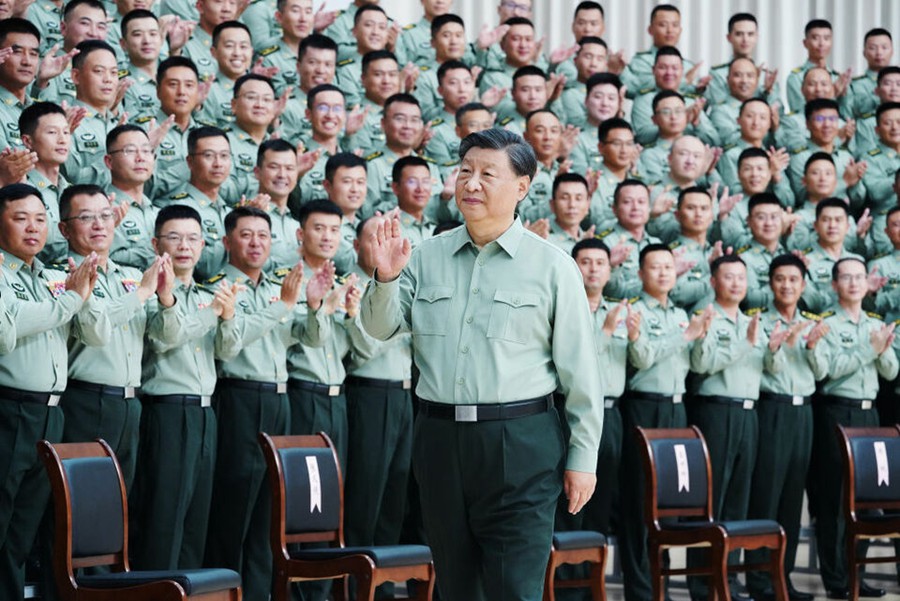 Xi Jinping: migliorare radicalmente la capacità di combattimento dell'esercito