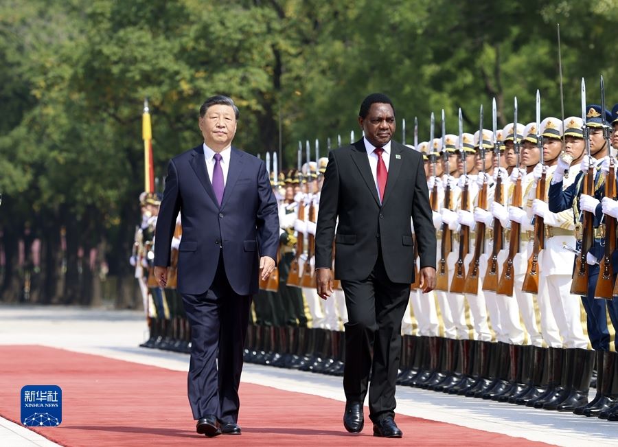 Beijing: colloquio tra Xi Jinping e il presidente dello Zambia, Hakainde Hichilema
