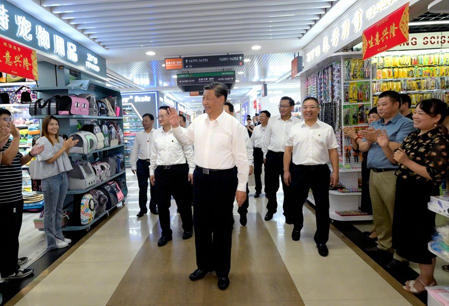 Zhejiang, Xi Jinping in visita d'ispezione a Jinhua
