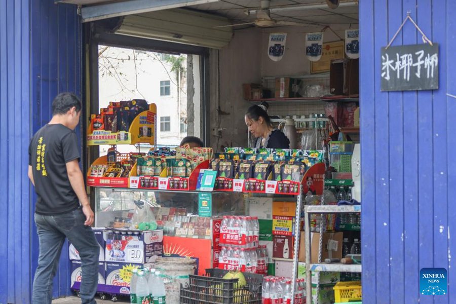 L'isola cinese di Hainan accelera la ripresa del lavoro dopo il super tifone