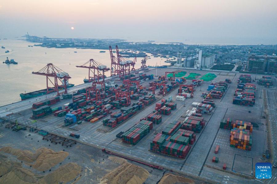 Porto di Yangpu, a Hainan: traffico container in aumento del 9,2% su base annua