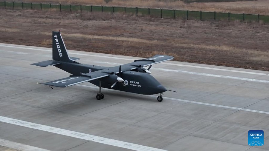 Aereo cargo senza pilota cinese TP1000 completa il suo volo inaugurale