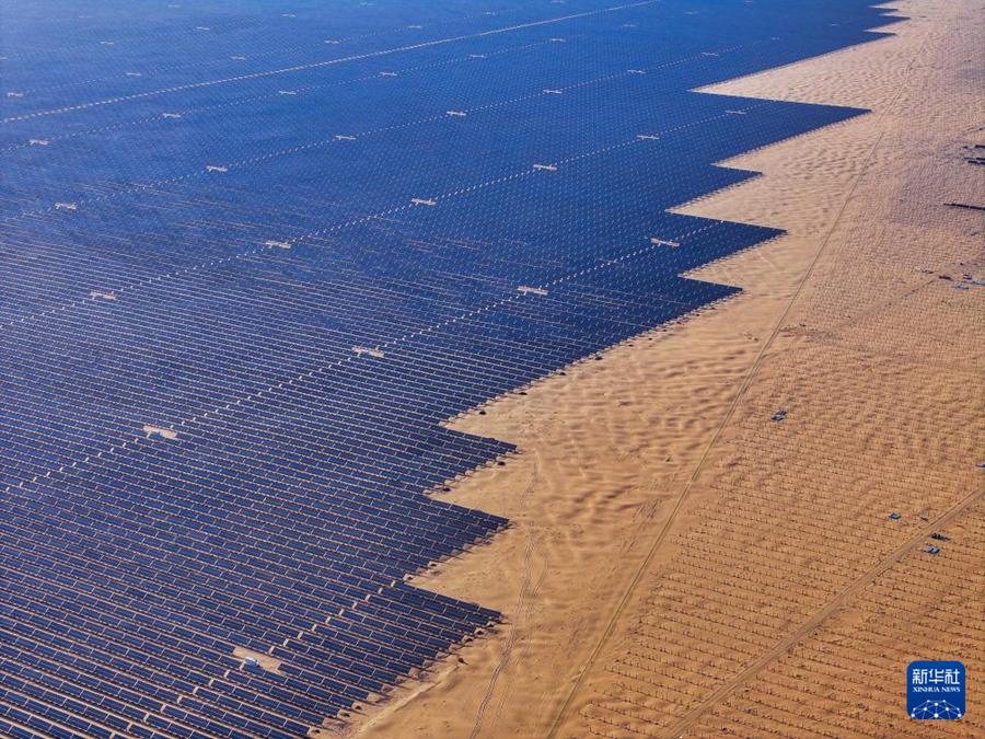 Progetto fotovoltaico trasforma il deserto della Mongolia Interna in 