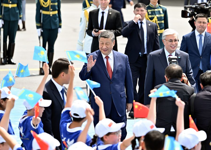 Xi Jinping giunto ad Astana per il II Vertice Cina-Asia Centrale
