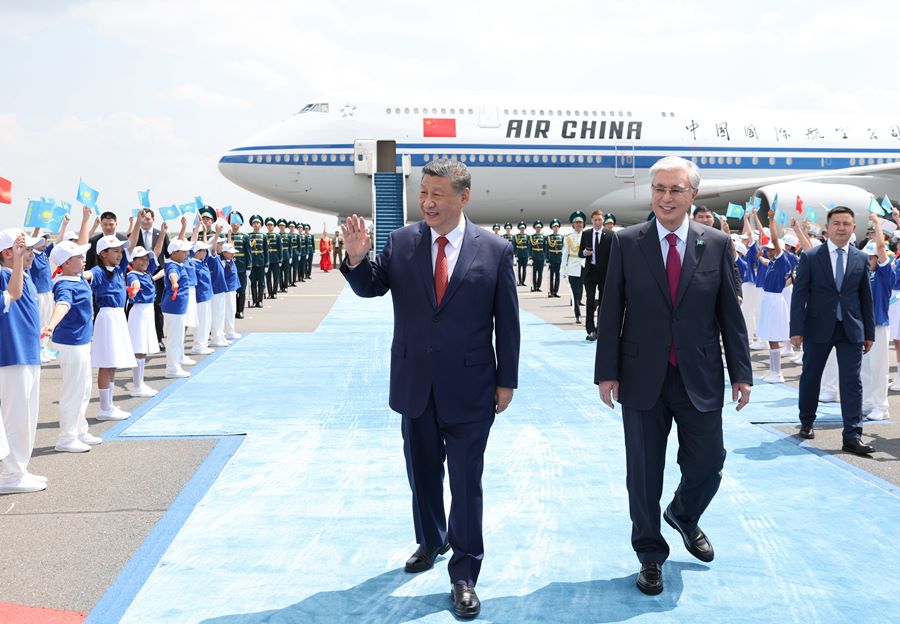 Xi Jinping giunto ad Astana per il II Vertice Cina-Asia Centrale