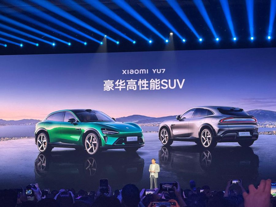 Xiaomi presenta il primo SUV elettrico e occhiali IA