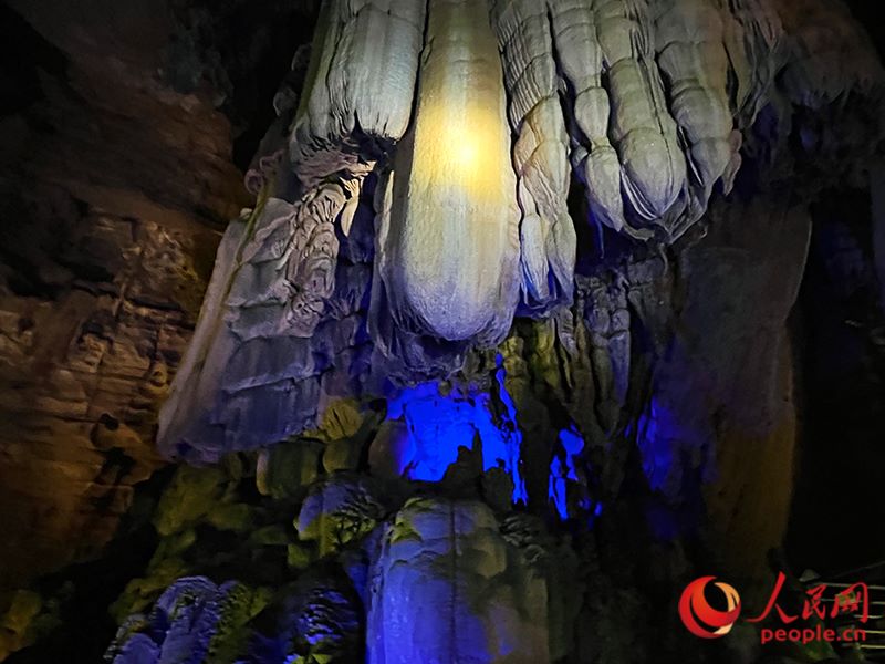 La finestra sul cielo del Monte Jinzhong, Guilin