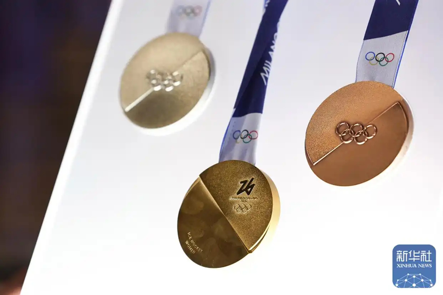 Presentate le medaglie delle Olimpiadi e Paralimpiadi Invernali Milano-Cortina 2026