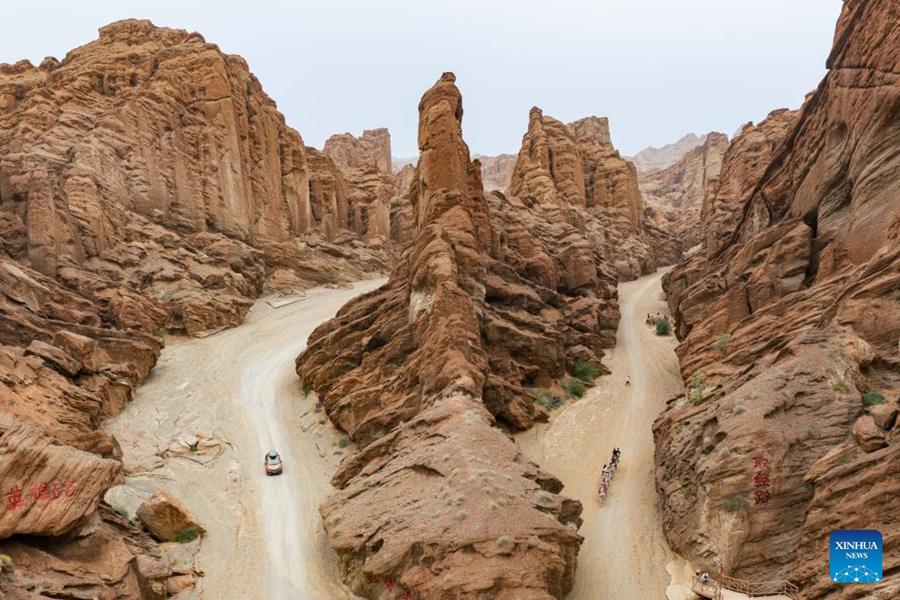 L'autostrada Duku in Cina registra un boom turistico durante l'estate