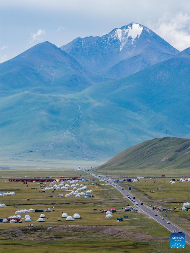 L'autostrada Duku in Cina registra un boom turistico durante l'estate