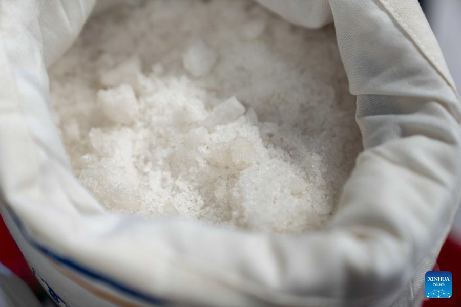 Xizang, le abbondanti risorse saline incrementano il reddito degli abitanti