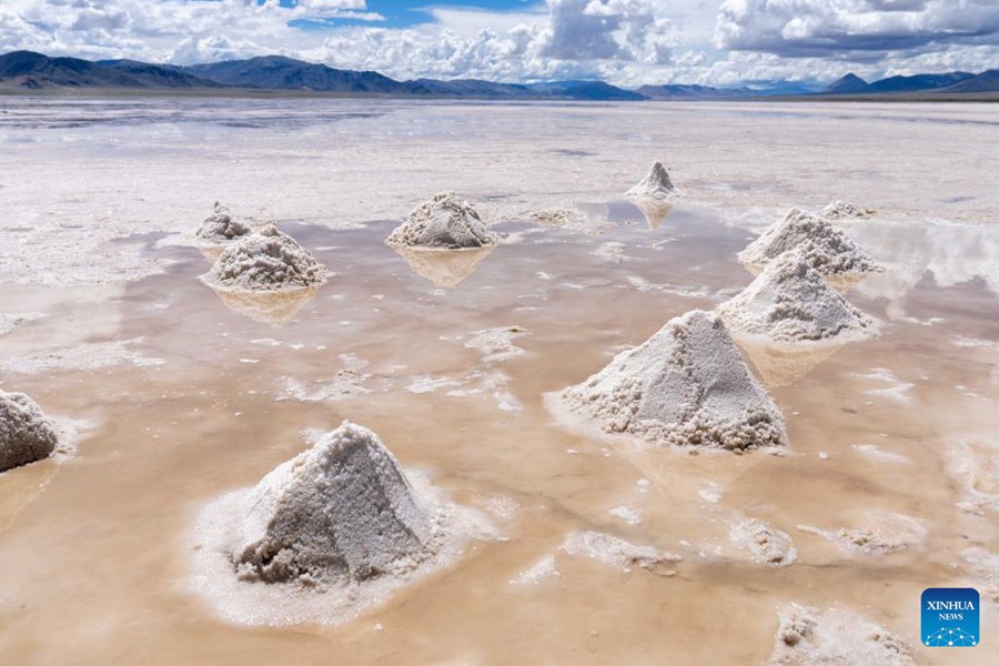 Xizang, le abbondanti risorse saline incrementano il reddito degli abitanti