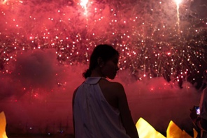 Spettacolo pirotecnico creativo organizzato nella "capitale dei fuochi d'artificio" della Cina