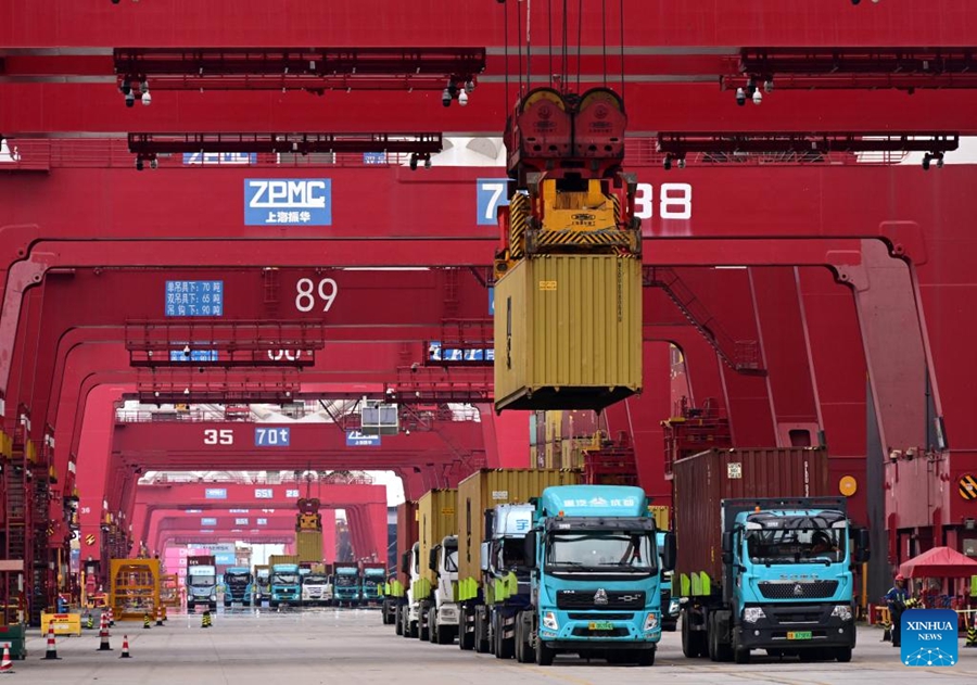 Il porto di Qingdao espande gli scambi con i paesi SCO attraverso 42 rotte marittime