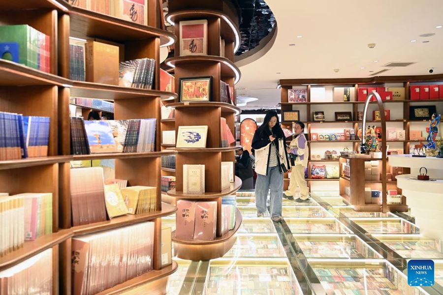 Dunhuang trasforma edifici dismessi in nuovi punti di riferimento culturali