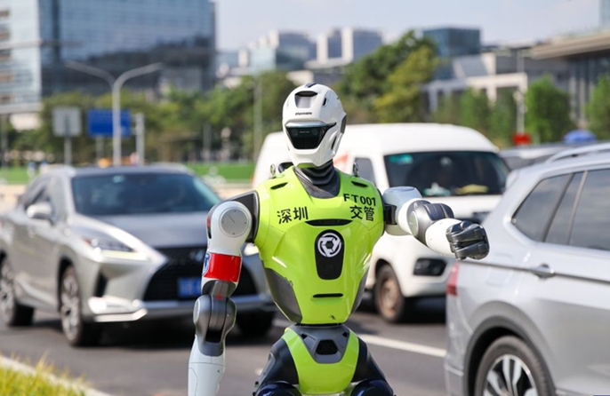 Robot umanoidi impiegati in svariati ambiti a Shenzhen