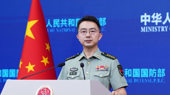 La Cina difende l'avvicinamento degli aerei militari dopo la denuncia del Giappone