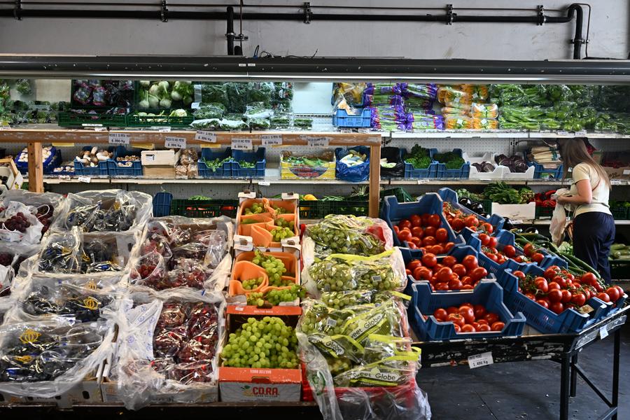 La BCE mantiene i tassi invariati mentre l'inflazione si aggira intorno all'obiettivo