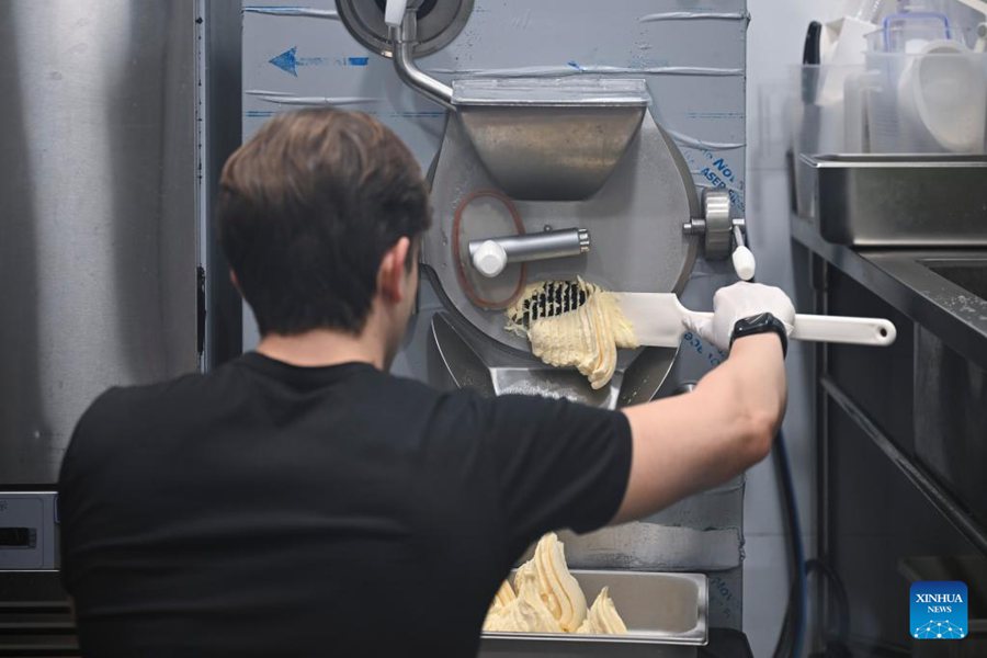 Gelatiere italiano insegue il suo sogno a Shanghai