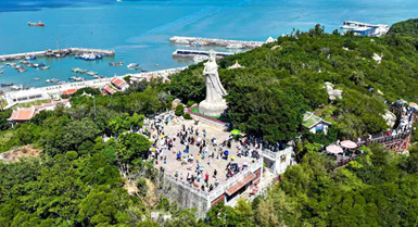 Mazu, la dea dei mari e protettrice dei pescatori, conquista i social