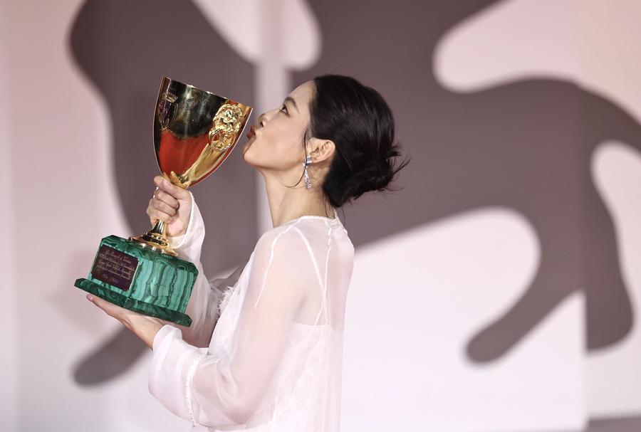 Riusciranno film d'autore, anime e Hollywood a svegliare il botteghino cinese di novembre?