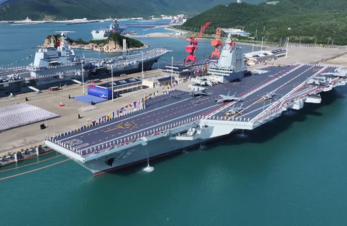 La portaerei Fujian entra ufficialmente in servizio