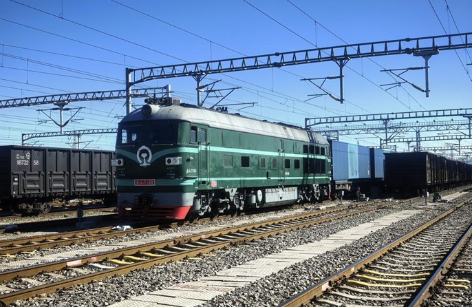 Il porto di Horgos nello Xinjiang gestisce oltre 9.000 treni merci Cina-Europa nel 2025