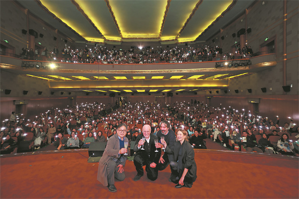 Saverio Costanzo e Alba Rohrwacher discutono L’Amica Geniale a Shanghai