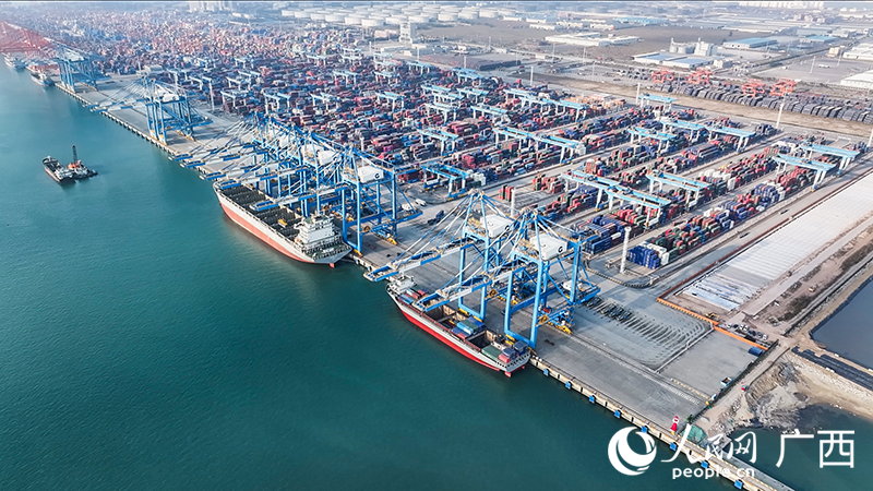 A guardia dell'atmosfera festiva 