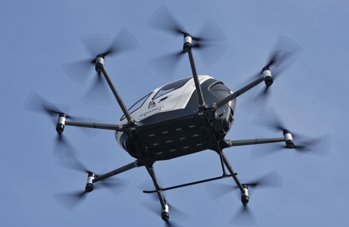 Prima dimostrazione di volo con passeggeri eVTOL nel centro urbano di Chengdu