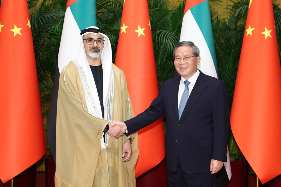 Li Qiang incontra il principe ereditario di Abu Dhabi degli Emirati Arabi Uniti