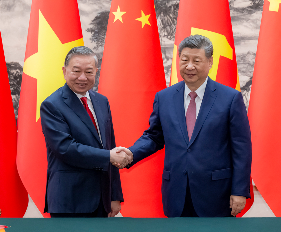 Colloquio fra Xi Jinping e To Lam