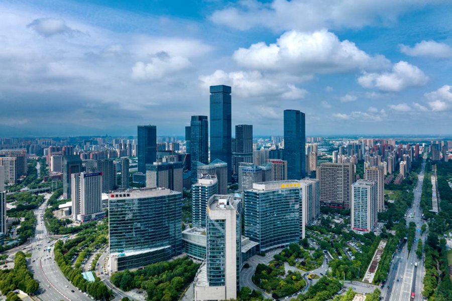 Le multinazionali vedono ancora la Cina come una scommessa industriale a lungo termine