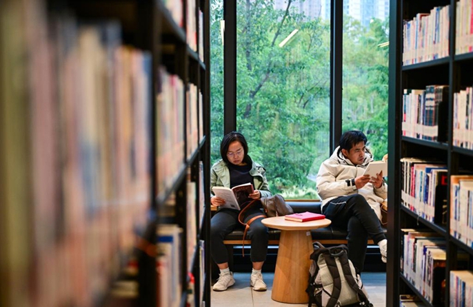 Il boom della lettura digitale avvicina un numero crescente di cinesi ai libri