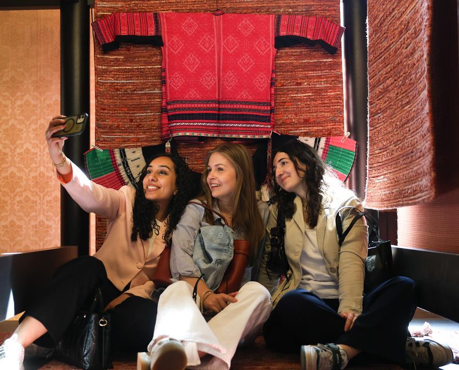 Design cinese a Milano, all'insegna di fusione, reinterpretazione e innovazione