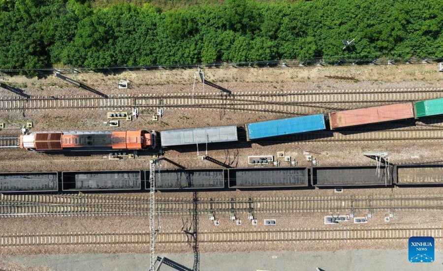 I viaggi del China-Europe Railway Express superano quota 130.000