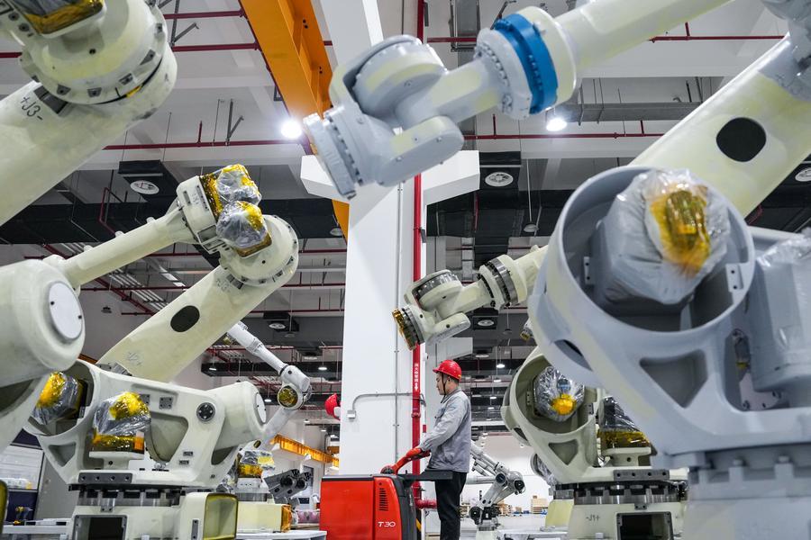 La Cina sostiene pienamente lo sviluppo del settore dei servizi alla produzione