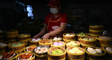 I cinesi d'oltremare influenzano la cultura e lo stile di vita a Wenchang, Hainan