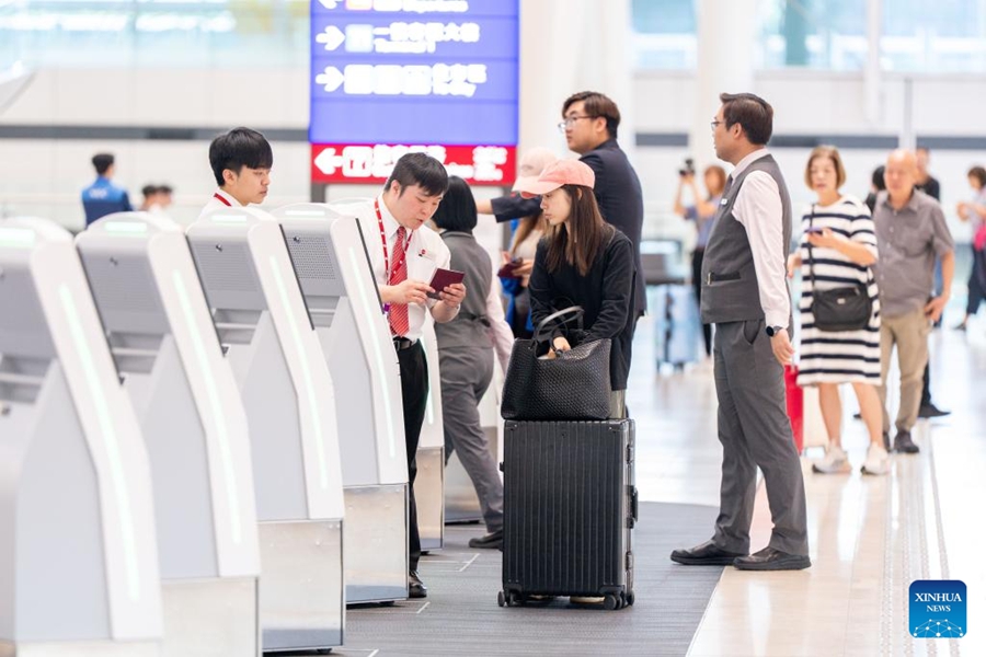Hong Kong inaugura il Terminal 2 ampliato dopo l'ammodernamento dell'aeroporto