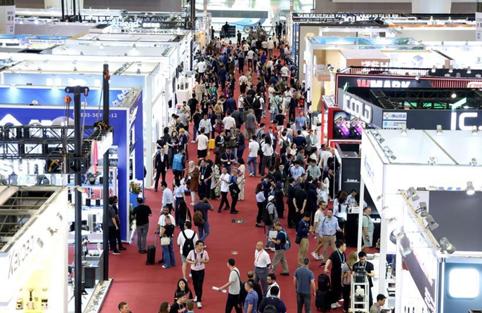 La Cina annuncia oltre 100 eventi per stimolare le importazioni