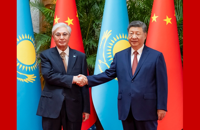 Incontro tra Xi Jinping e il Presidente kazako Kassym-Jomart Tokayev